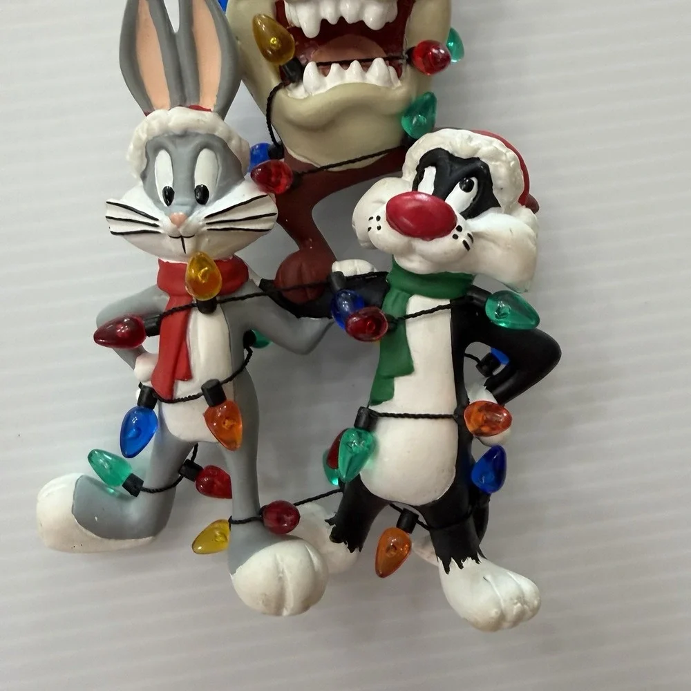 Vintage 1998 Looney Tunes Christmas Ornament Bugs Bunny Sylvester Taz Tweety